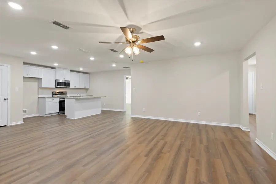 604 Hilltop Drive, Longview, TX 75604 - #2