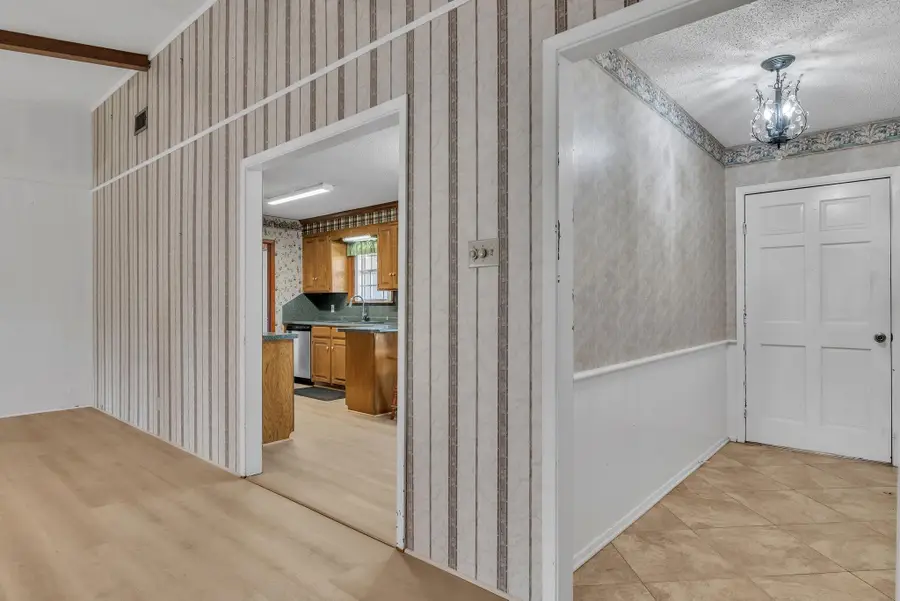 300 Rick Dr, Longview, TX 75605 - #3