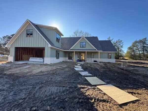 155 County Road 102, Carthage, TX 75633