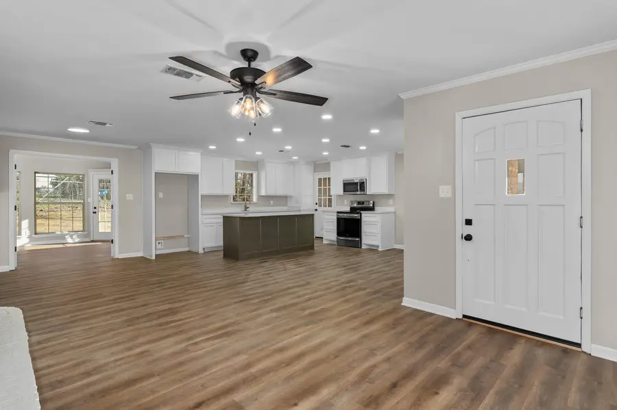 1414 Catalpa Street, Center, TX 75935 - #2