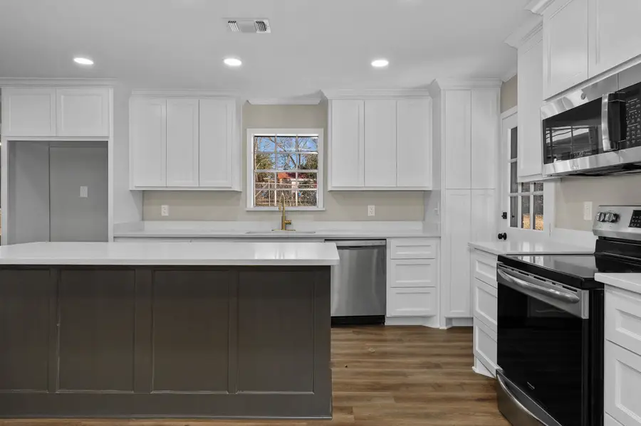 1414 Catalpa Street, Center, TX 75935 - #3