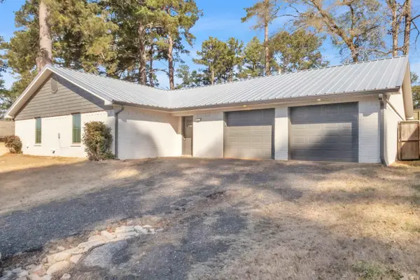 1315 E Fairmont St, Longview, TX 75601