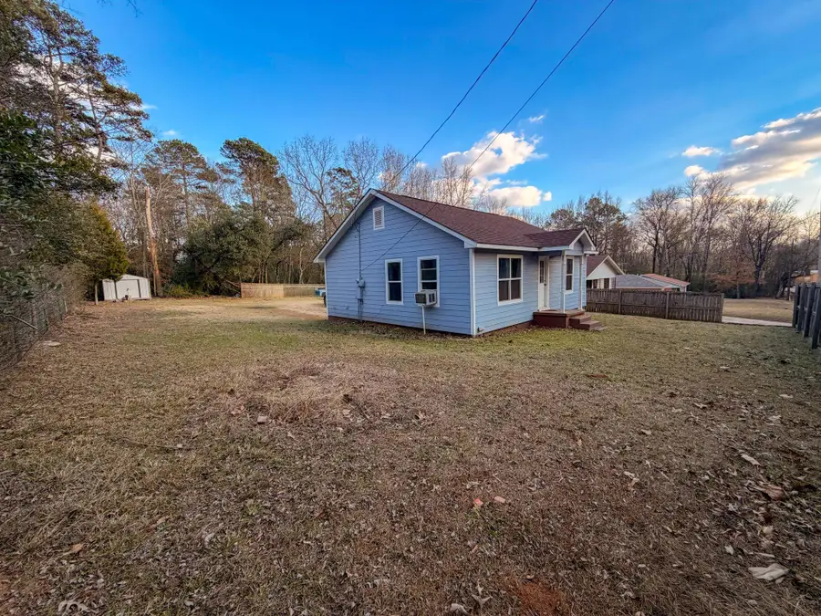 804 Evans St, Marshall, TX 75670 - #2