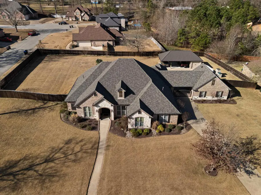 3901 Clarkway Place, Longview, TX 75605 - Image #2