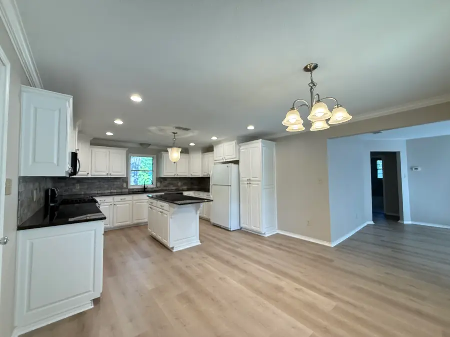 1313 Silver Falls Road, Longview, TX 75604 - Image #2