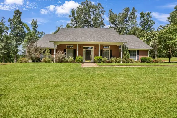 15811 S US Hwy 259, Mount Enterprise, TX 75681