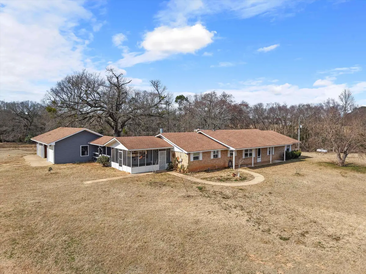 5010 Bobwhite, Gilmer, TX 75645 - #1