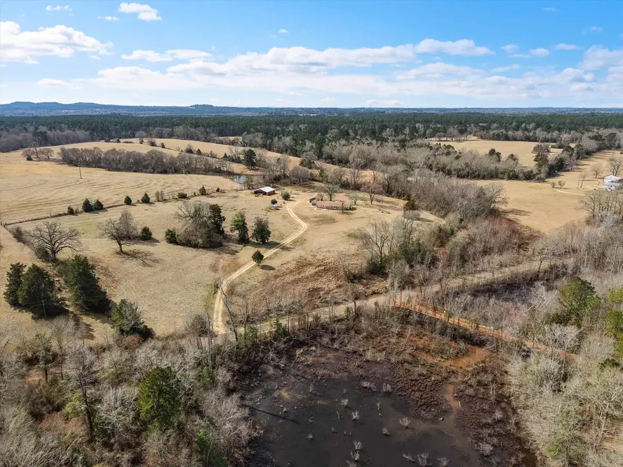 5010 Bobwhite, Gilmer, TX 75645 - #2