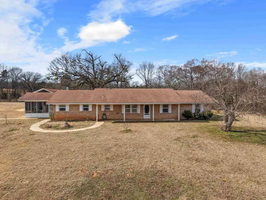 5010 Bobwhite, Gilmer, TX 75645 - #3
