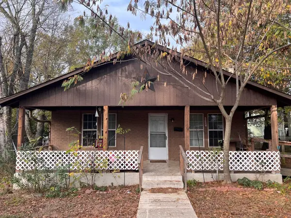 1109 Bomar St., Marshall, TX 75670