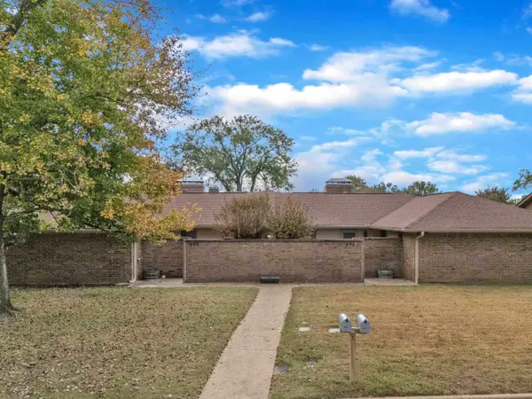 400 & 404 Top Hill Drive, Tyler, TX 75703