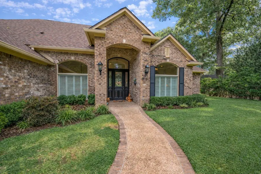 1020 Shadowood Dr, Marshall, TX 75672 - #2