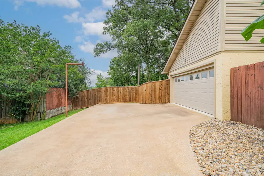 1822 Northwood Court, Longview, TX 75604 - #3