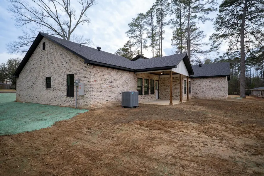 26B Cedar Hill Rd, Longview, TX 75605 - #3