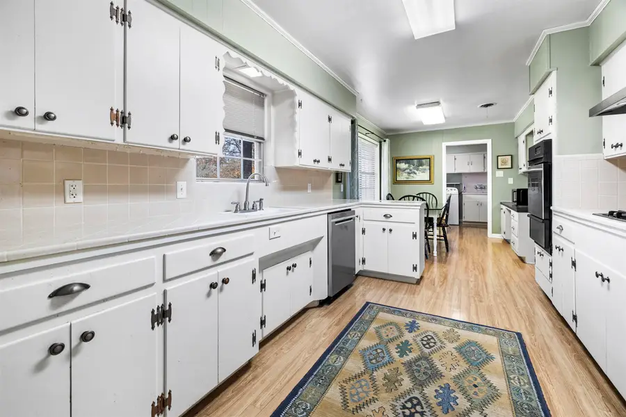 308 Wildwood Ln, Kilgore, TX 75662 - #2