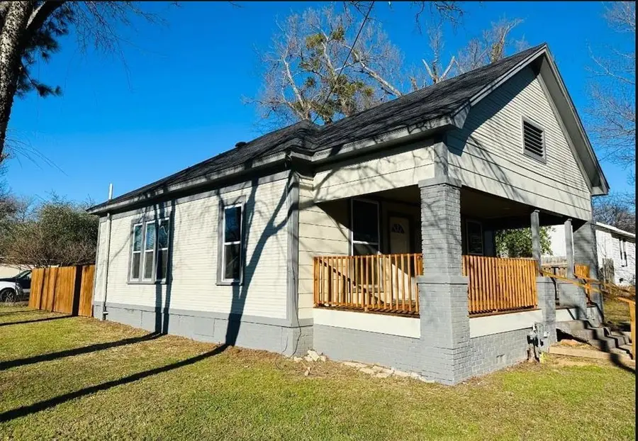 1408 E Houston St, Tyler, TX 75702-0000 - #3