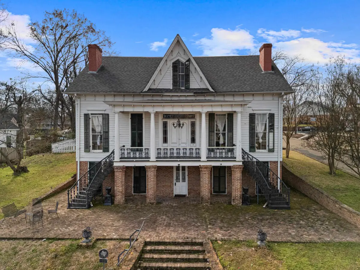 211 Market Street, Jefferson, TX 75657 - #1