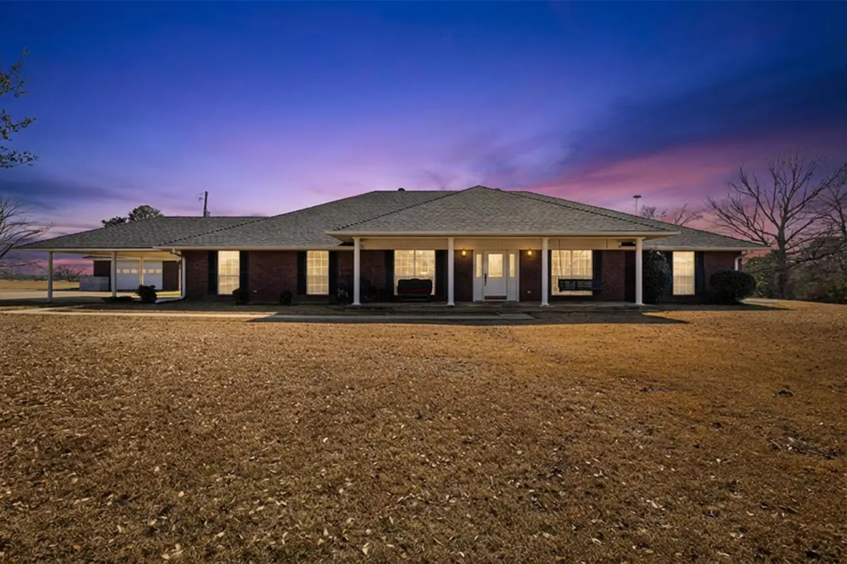 536 E Prospect Rd, Jefferson, TX 75657 - #1