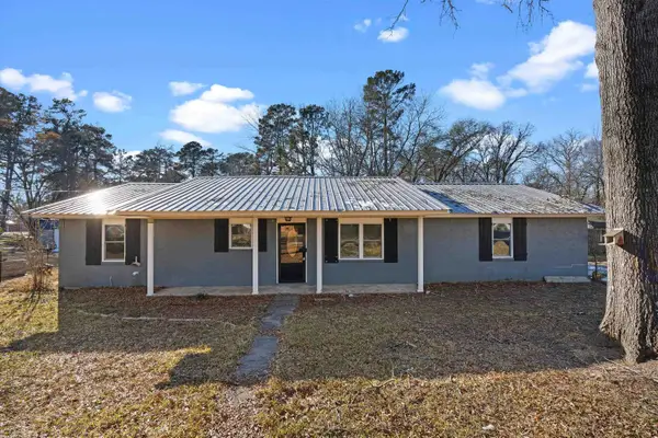 201 Pinewood, Carthage, TX 75633