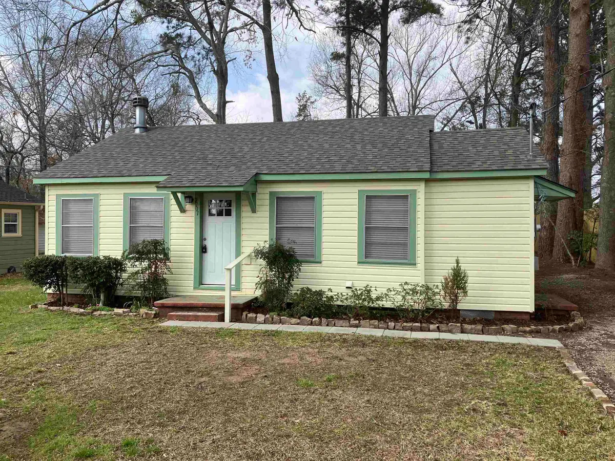 2111 Florence St, Kilgore, TX 75662 - #1