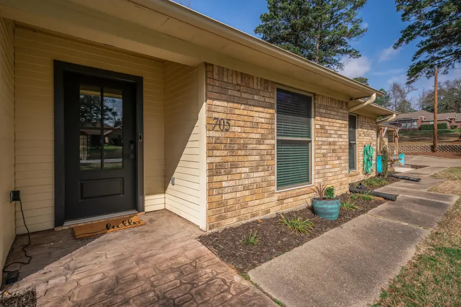705 Sunnybrook Dr, Longview, TX 75605 - #3