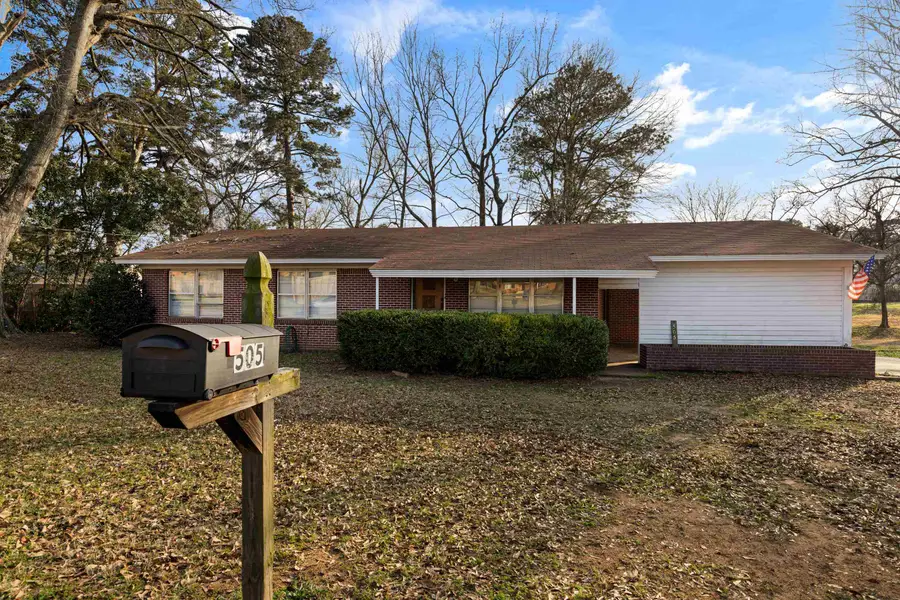 505 Laurel Ln, Marshall, TX 75672 - #2