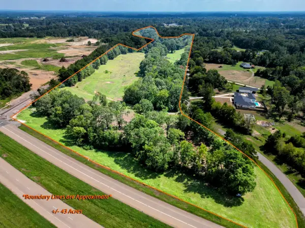 888 CR 201, Carthage, TX 75633