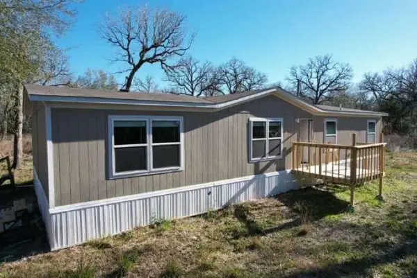 25972 Cemetery Rd, Bedias, TX 77831