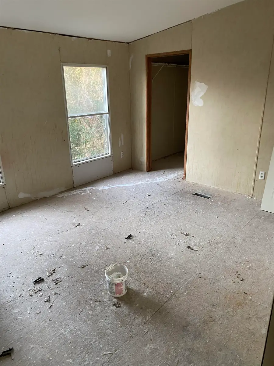 454 Elderville Peatown Rd, Longview, TX 75603 - #3