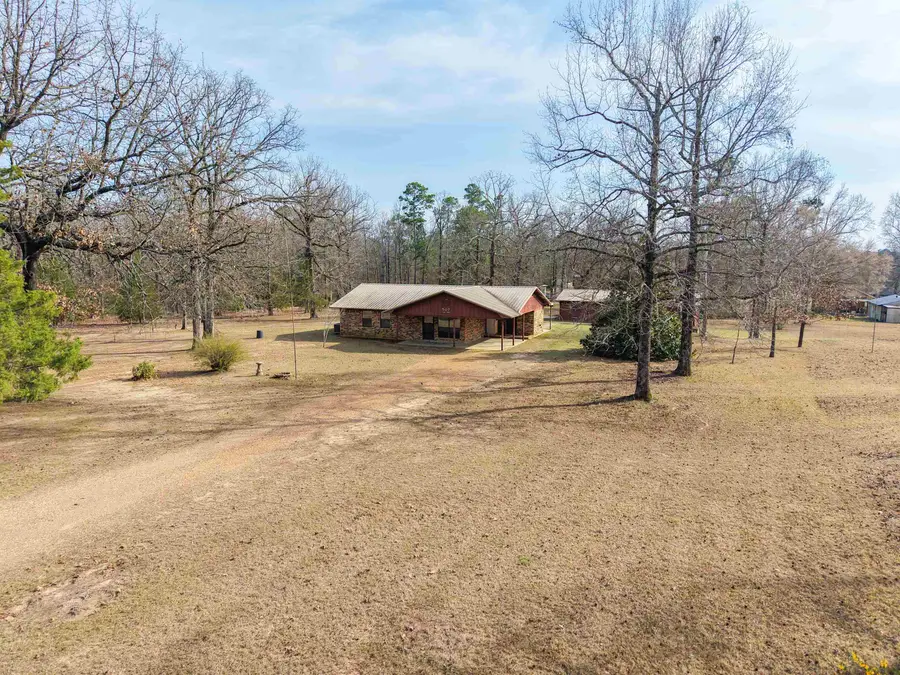 507 Oak Trail, Queen City, TX 75572 - #2