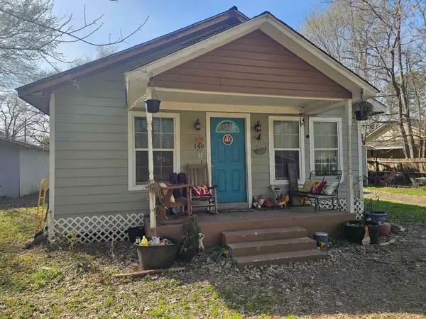 513 1st St., Hawkins, TX 75765