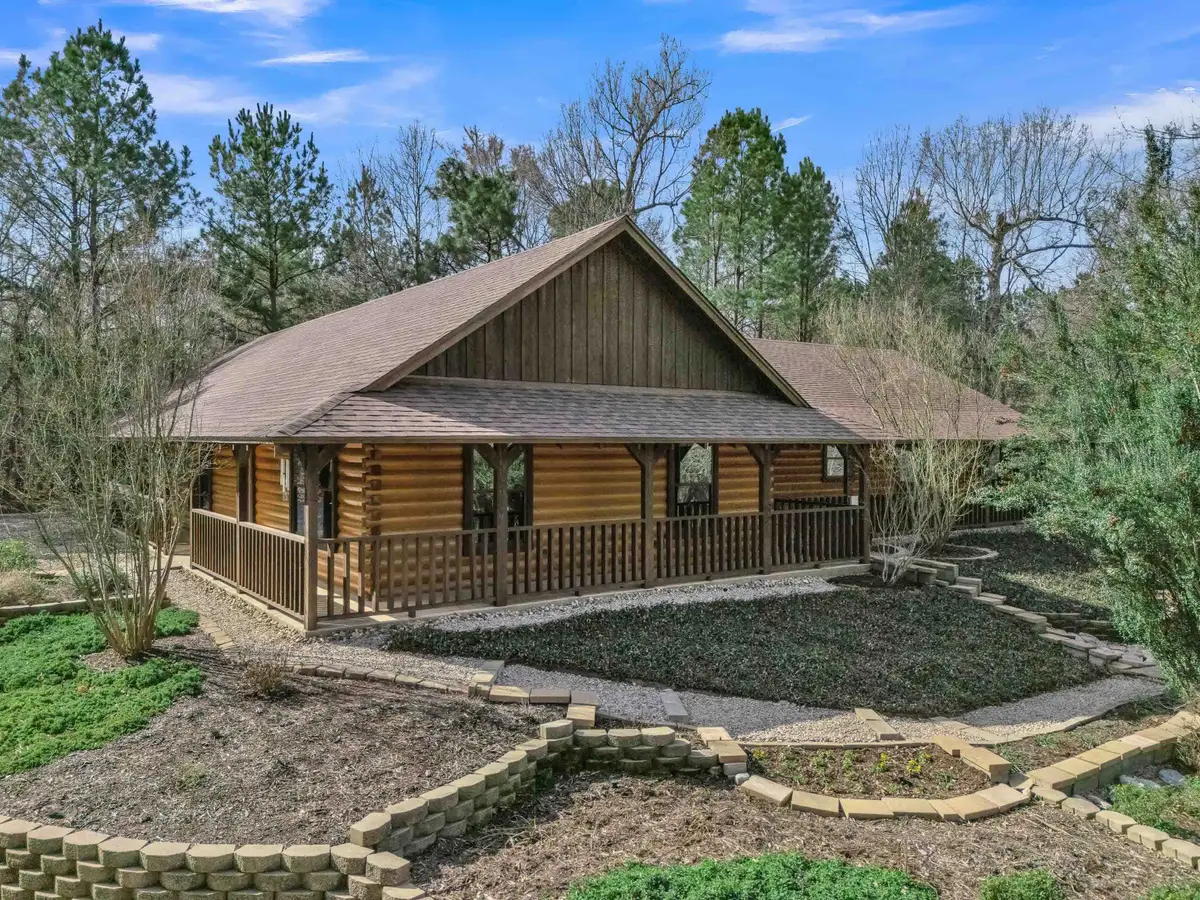 751 Cherokee Lane, Gladewater, TX 75647 - #1