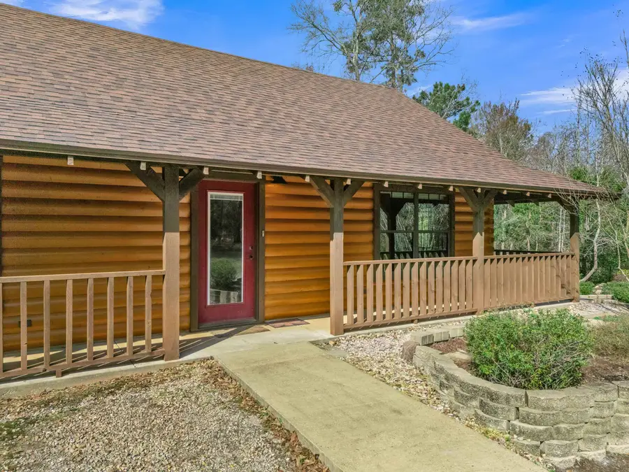 751 Cherokee Lane, Gladewater, TX 75647 - #3