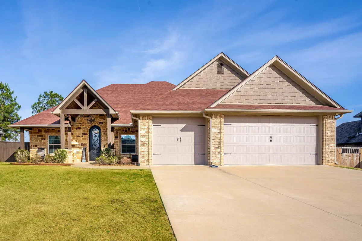 213 SADDLE BROOK CIRCLE, Hallsville, TX 75650-7702 - #1