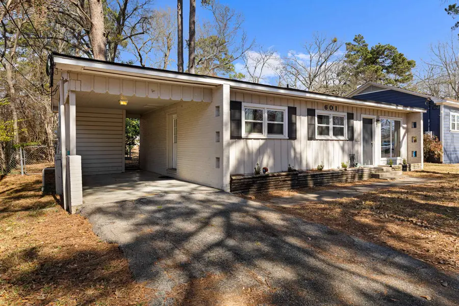 601 Turner Street, Kilgore, TX 75662 - #3