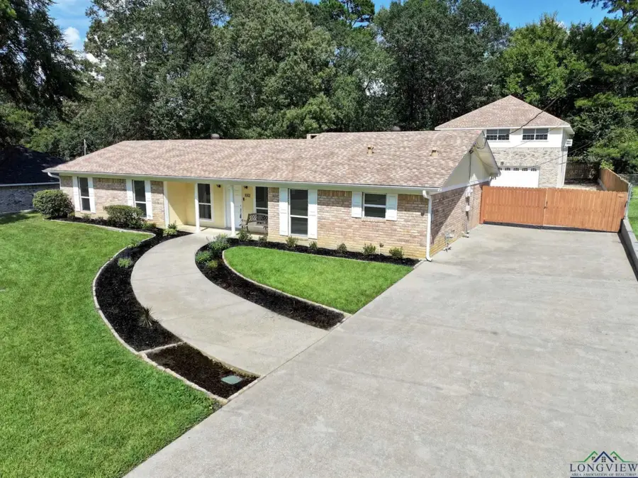 1002 Idlewood, White Oak, TX 75693-7569 - #2