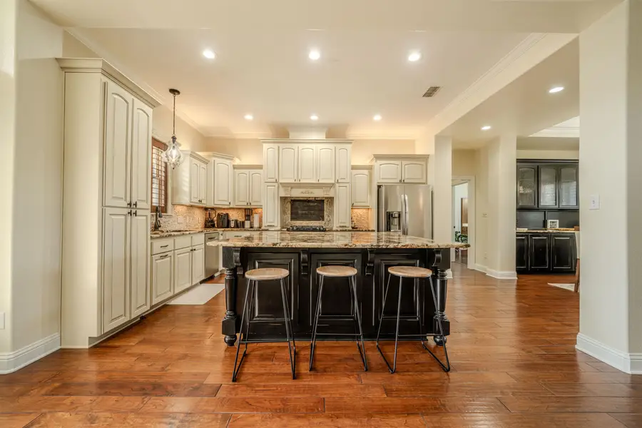 408 Gifford Ave, Daingerfield, TX 75638-2428 - #3