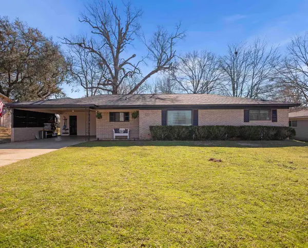 209 Southview, Henderson, TX 75654