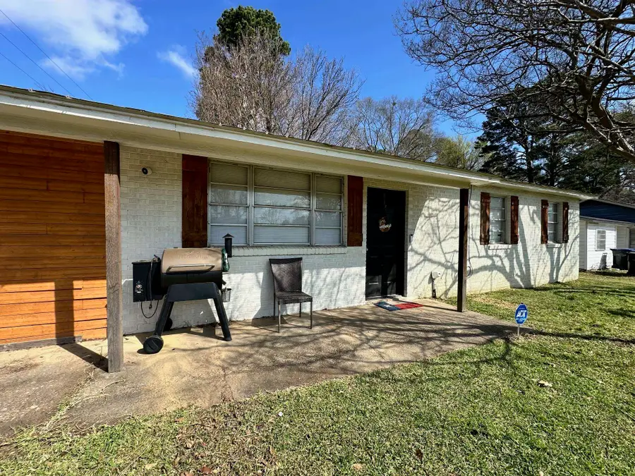 2601 E George Richey Rd, Longview, TX 75605 - #3