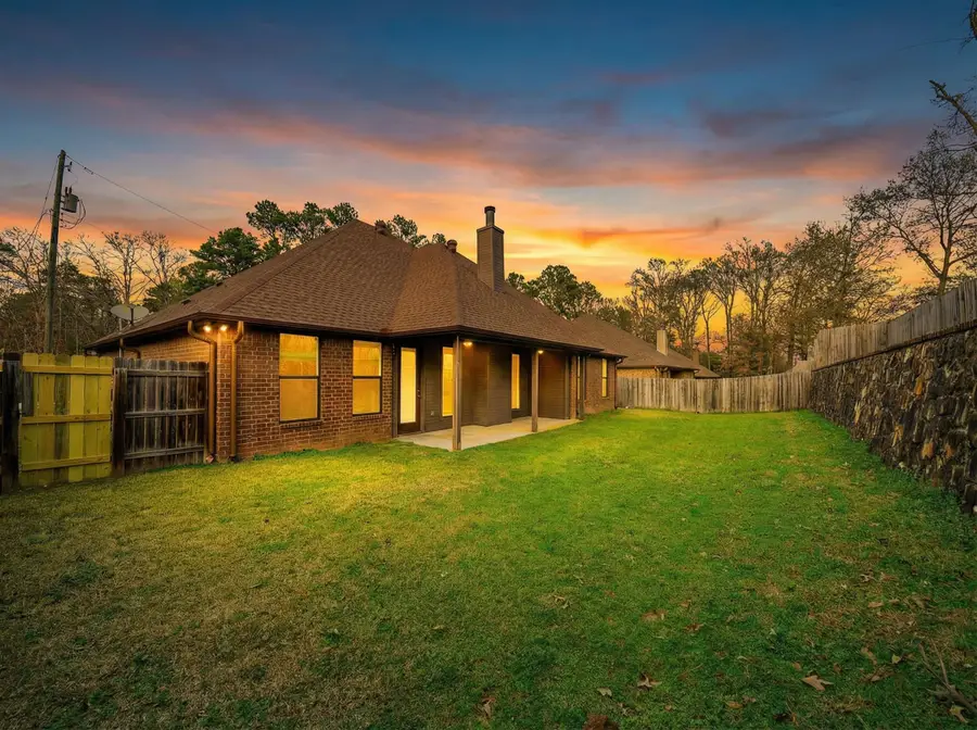 2114 W Hawkins Pkwy, Longview, TX 75605 - #2