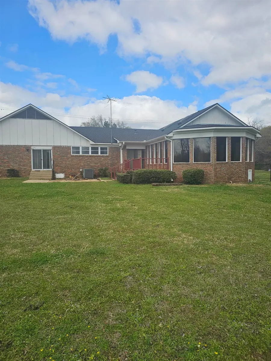 1808 University Ave, Marshall, TX 75670 - #3