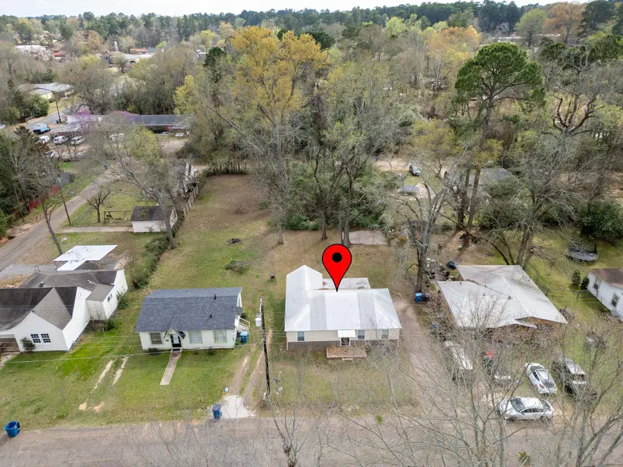 504 W Meredith St., Marshall, TX 75670 - #2