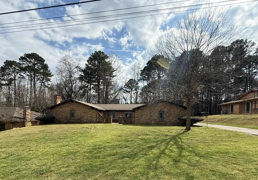 1504-1506 E Fairmont St., Longview, TX 75604 - #2