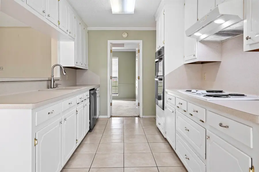 104 Woodridge Est, Longview, TX 75602 - #2