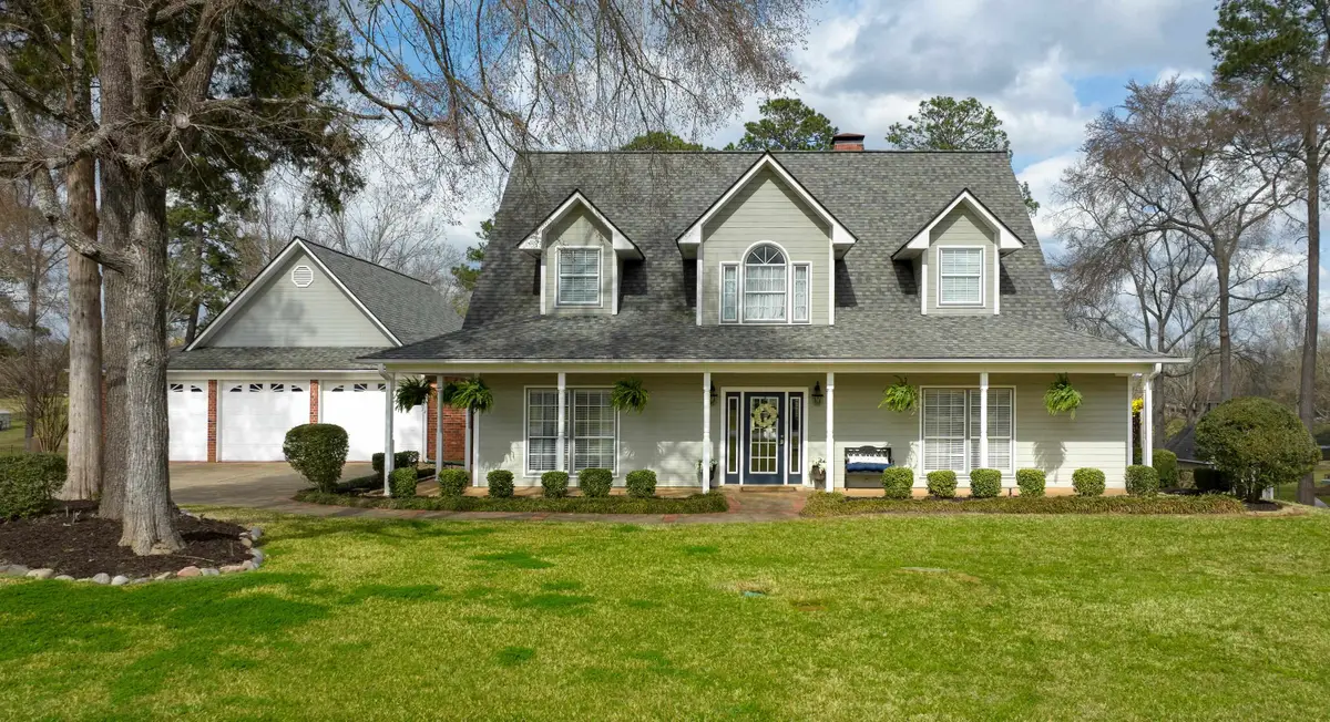 355 Honeysuckle Ln., Longview, TX 75605 - #1