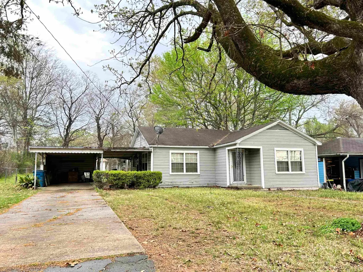 810 Richards, Kilgore, TX 75662 - #1