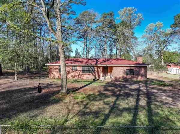 2614 S Lilly St, Longview, TX 75602