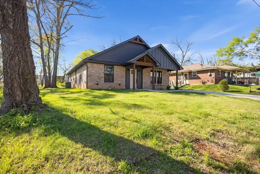 405 S Short Street, Troup, TX 75789 - #3