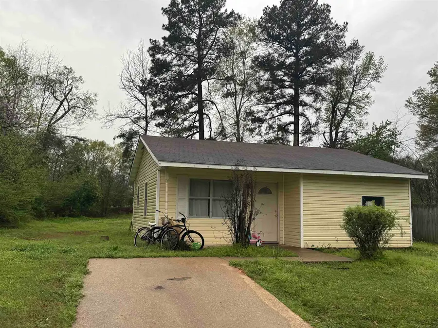 419 Godfrey St, Gladewater, TX 75647 - #2