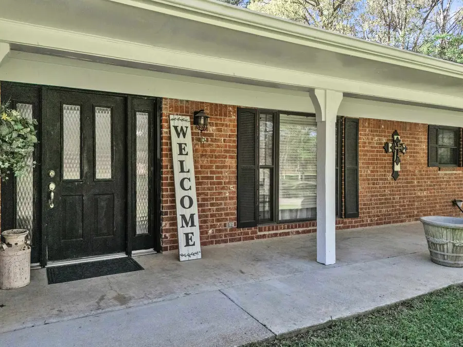 530 E Bar K Ranch Rd., Longview, TX 75605 - #2